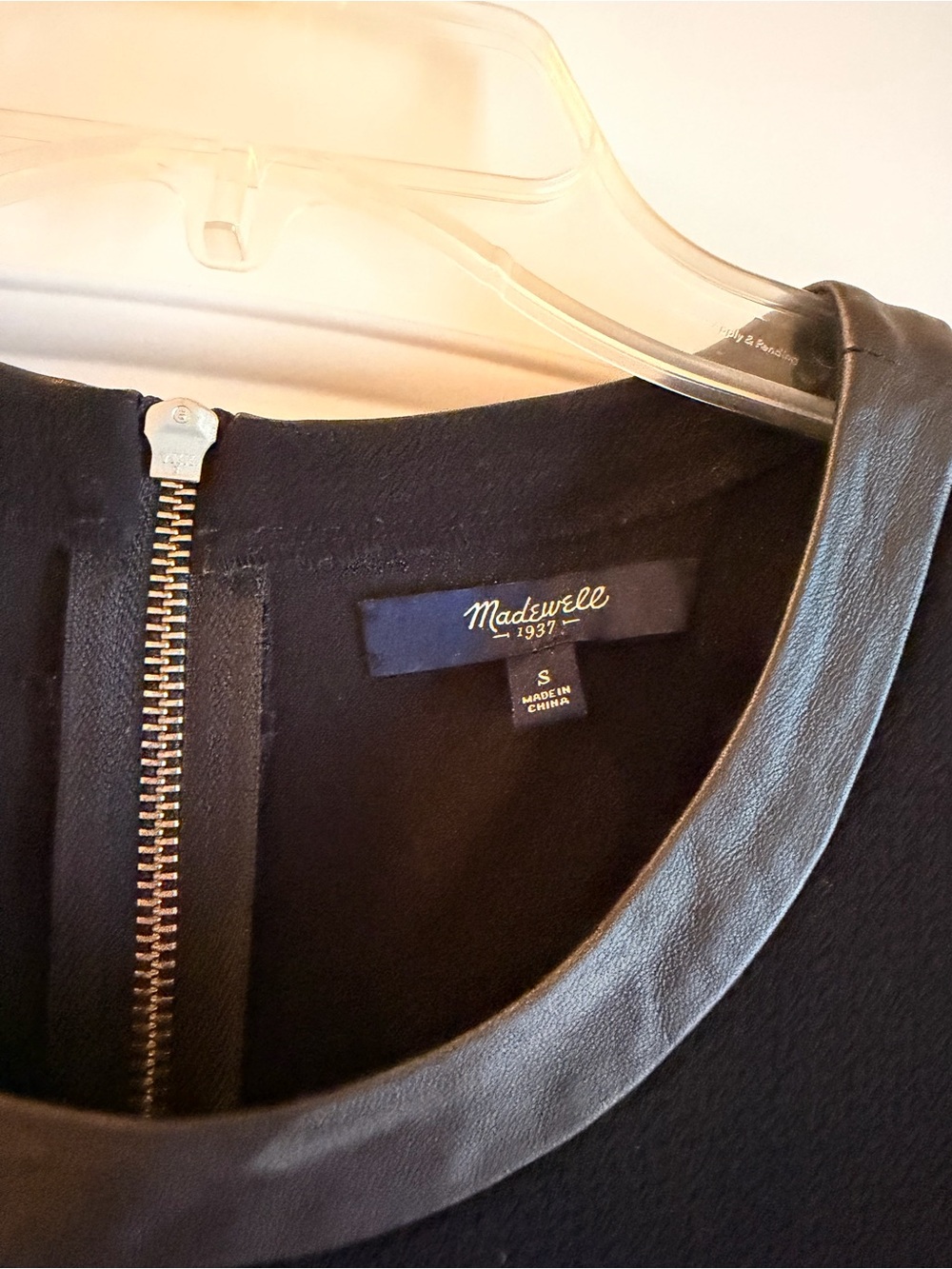 Madewell Black Short-Sleeve Shift Dress with Trim - Picture 2 of 5